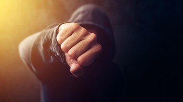 Ilustrasi. TNI aniaya supir taksi online. ( Istockphoto/stevanovicigor)