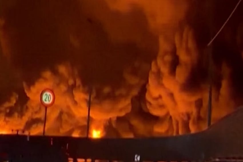 Serangan Udara Israel Guncang Infrastruktur Energi Iran, Warga Teheran Cemas Ancaman Kimia Mengintai