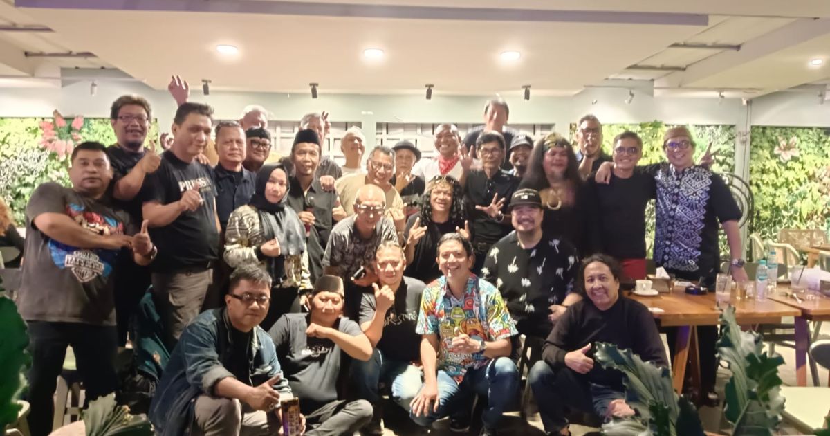 PWI Jaya Sie Musik dan Film gelar buka puasa bersama artis dan wartawan di Tangerang Selatan. (Foto: PWI Jaya)