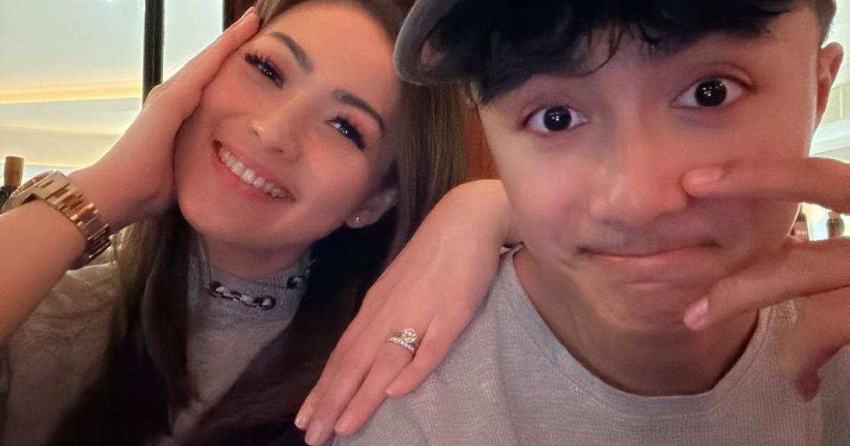 Begini Momen Haru Bintang Pratama, Putra Christy Jusung Dapat Kado Mobil di Usia 17 Tahun