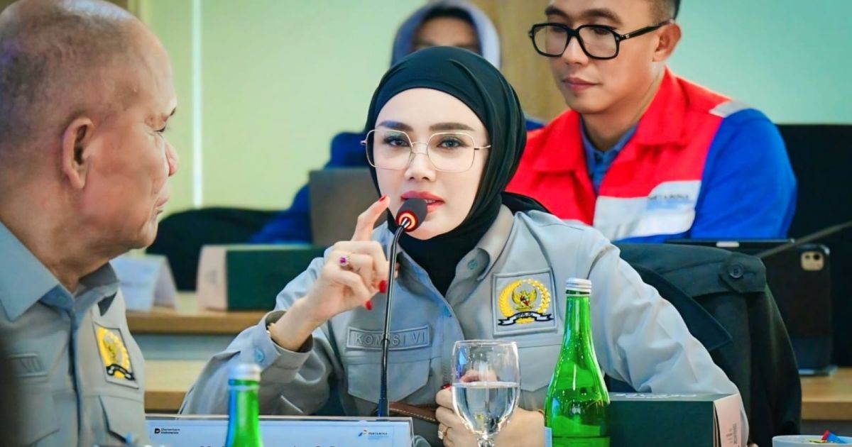 Mulan Jameela Geram Difitnah Pojokkan Guru: Itu Hoaks, Saya Sangat Menghormati!