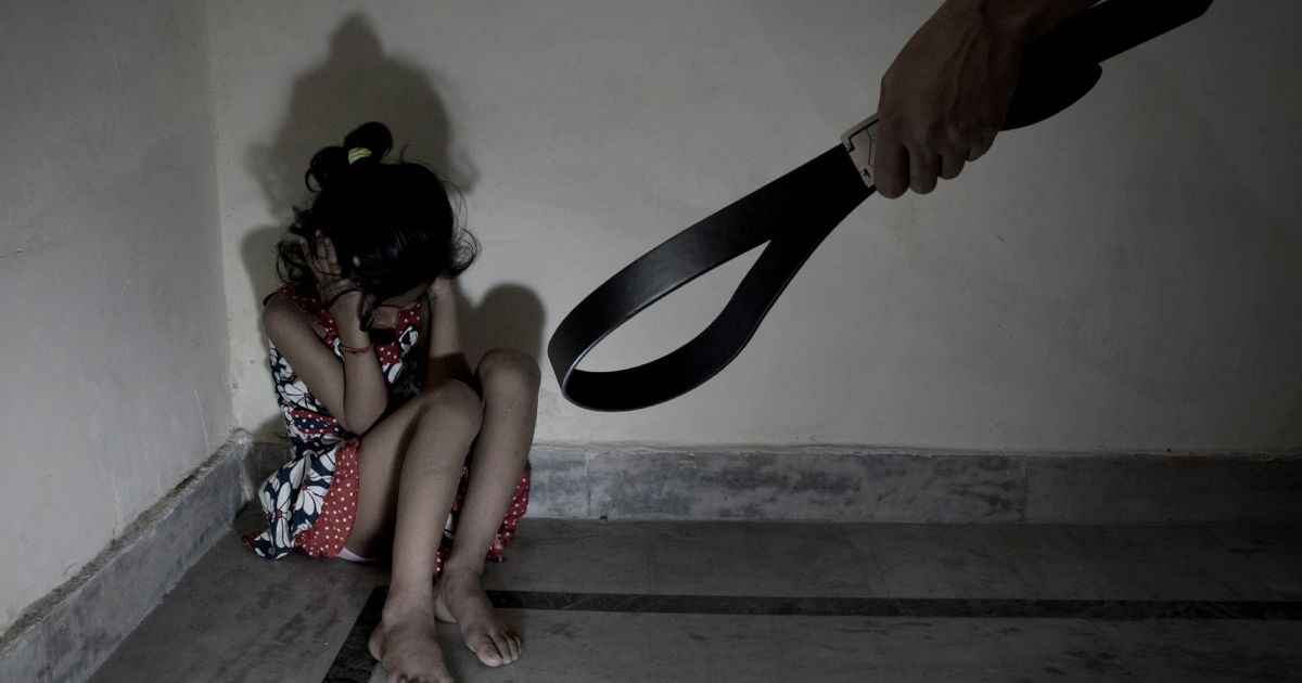 Foto Ilustrasi Kekerasan Terhadap Anak di Bawah Umur (Hey Bali/ Freepik)