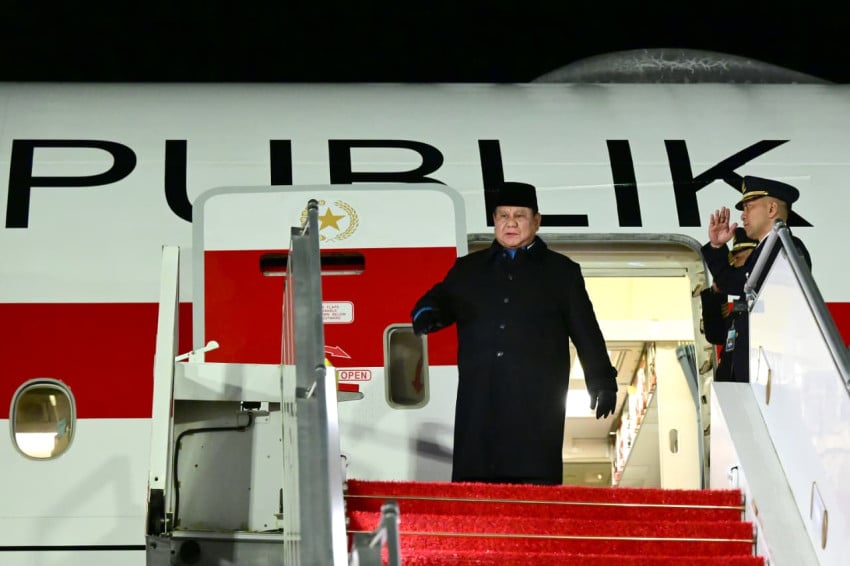 Pasca-Moskow: Manuver Diplomatik Prabowo Berlanjut, Tiba di Paris Setelah Pertemuan Intensif dengan Putin