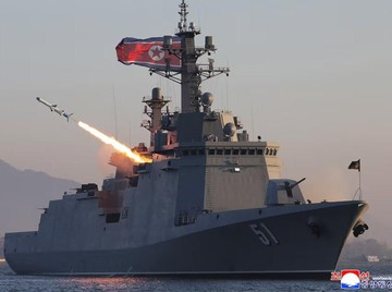 Kim Jong Un Pantau Langsung: Pyongyang Duga Uji Coba Rudal Jelajah dari Kapal Perang Kunci Strategi Baru