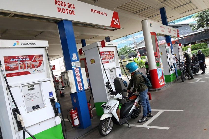 Strategi Jitu Hemat Pengeluaran Saat Harga BBM Nonsubsidi Melonjak Tajam
