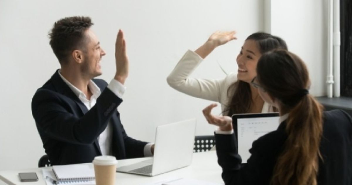 Menguak Kekuatan Pemimpin Pendiam: 6 Zodiak Introvert dengan Karisma Pengaruh yang Kuat
