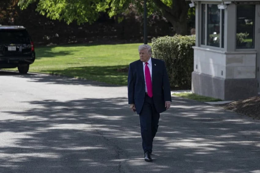 Analisis Iran: Trump Berupaya Cari Jalan Keluar Diplomatik di Tengah Ketegangan Selat Hormuz