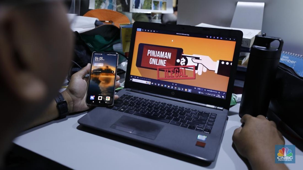 Pembiayaan Produktif Pinjol Melonjak, OJK Soroti Tantangan Kredit Macet di Kalangan Pekerja Muda