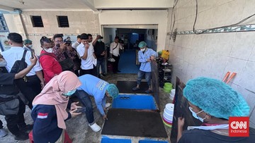 Ratusan Pelajar di Surabaya Diduga Keracunan Usai Konsumsi Menu Makan Bergizi Gratis, SPPG Minta Maaf
