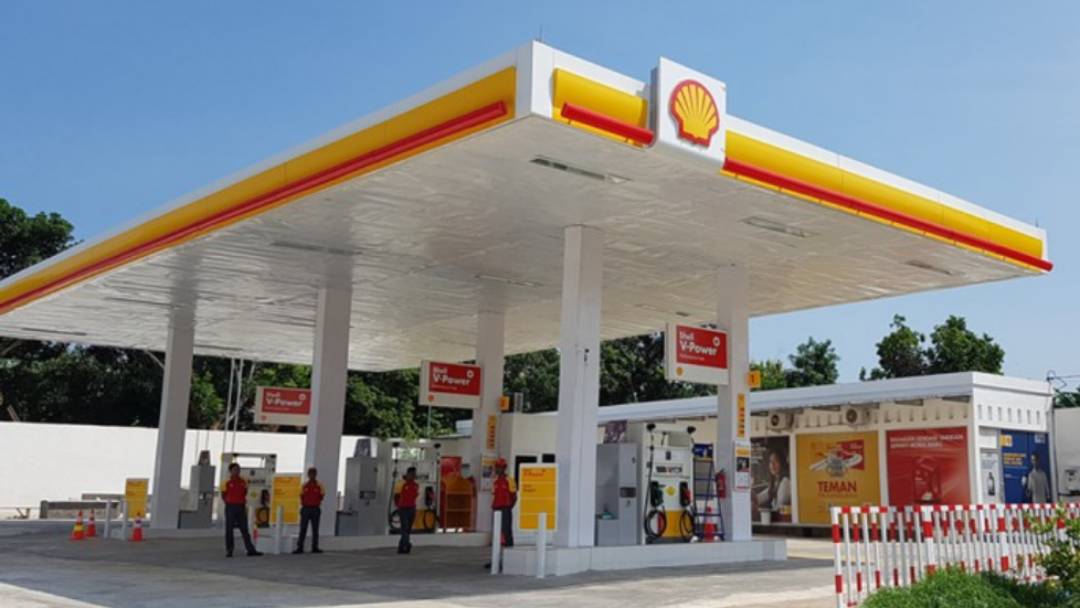 Shell Mengisi Ulang Stok Diesel Premium di Sejumlah SPBU, Pengguna Bensin Diminta Bersabar