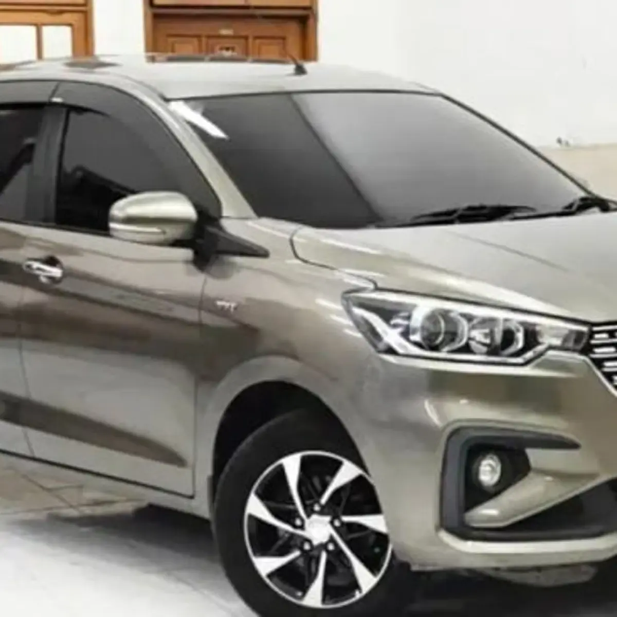 Suzuki Ertiga GX 2020: Opsi LMPV Premium yang Menawarkan Efisiensi Bahan Bakar di Tengah Sengitnya Persaingan Pasar Mobil Keluarga
