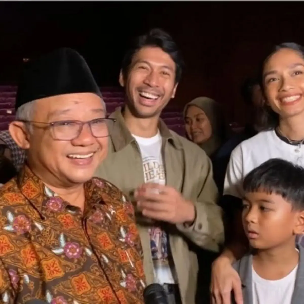 Terinspirasi Kisah Sepatu Sederhana, Mendikbud Abdul Mu'ti Inisiasi Program Sosial untuk Anak Kurang Mampu