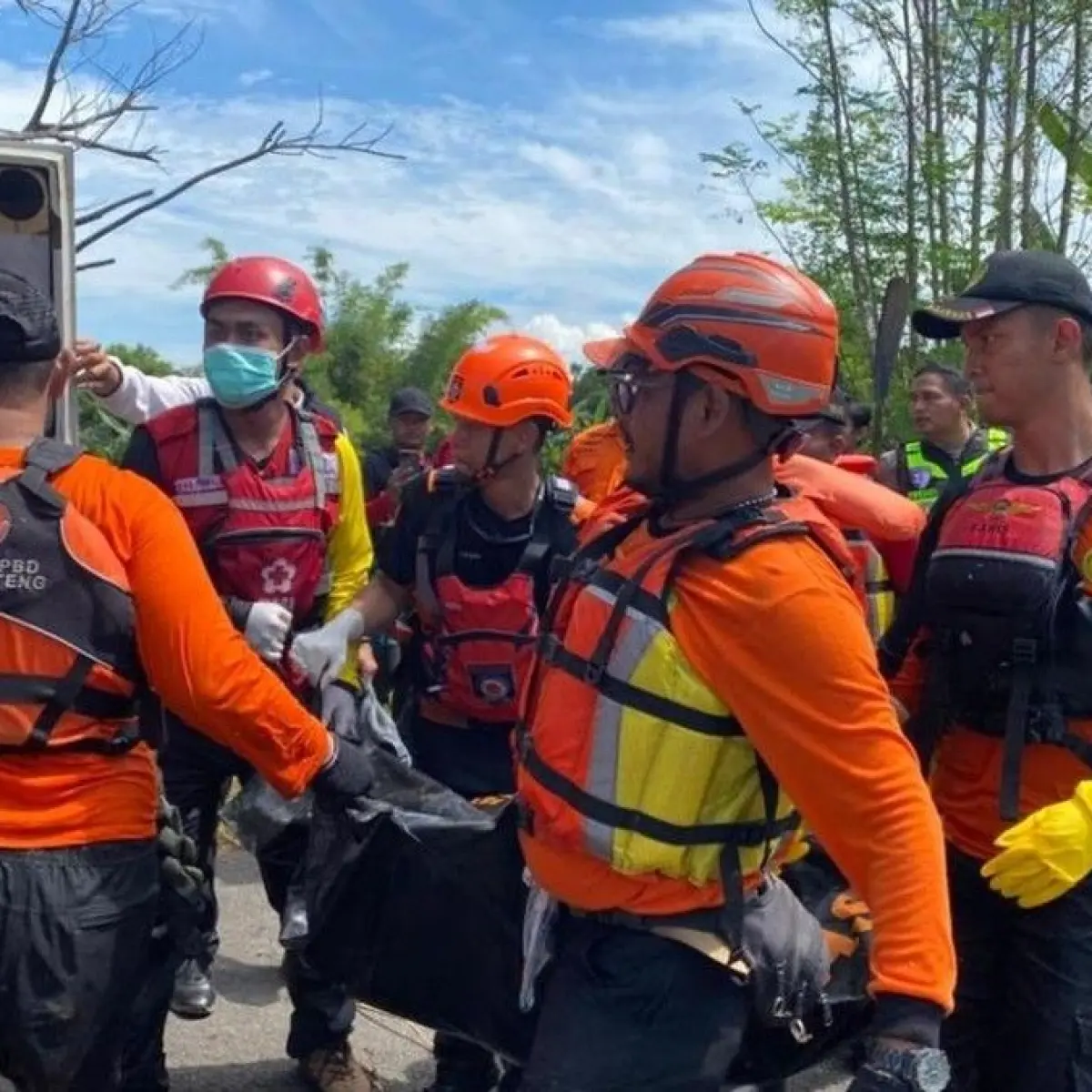 Pencarian Berakhir: Remaja Kedua Korban Tenggelam di Sungai Pemalang Ditemukan Tim SAR