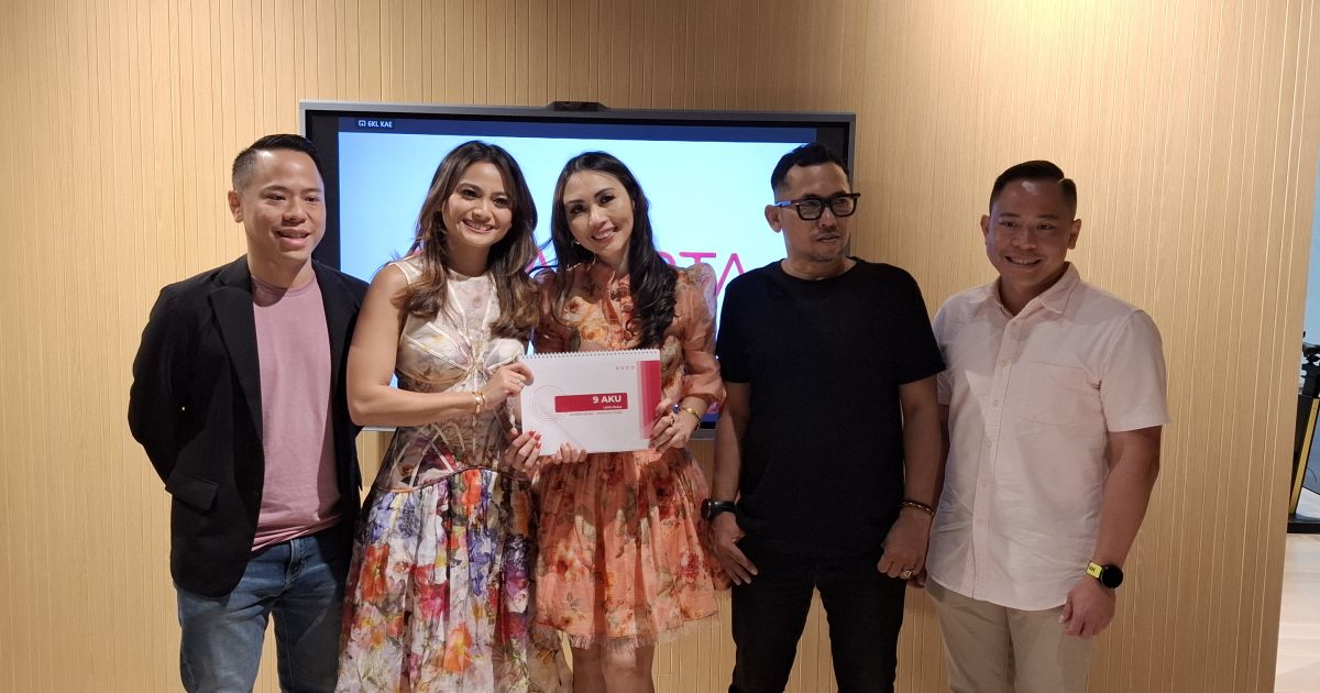 Acha Septriasa Debut Sutradara Lewat Film 