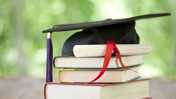 Gelombang Beasiswa Daerah Dibuka: Peluang Emas Kuliah S1 hingga Doktor di Berbagai Provinsi
