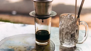 Menelusuri Jejak Historis: Bagaimana Biji Kopi Arabika Mulai Mengakar di Vietnam Sejak Abad ke-19