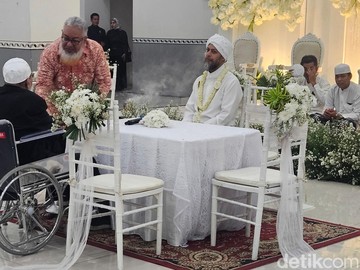Alex Abbad Resmi Mengikat Janji Suci, Babak Baru Kehidupan Pernikahan di Jakarta