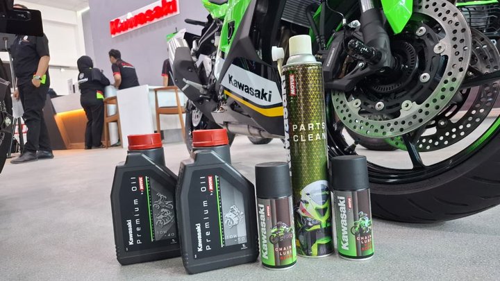Motul Resmi Jalin Kemitraan Eksklusif dengan Jaringan Dealer Kawasaki Seluruh Indonesia