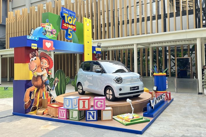 Siluet Mobil Listrik Misterius Wuling Muncul di Pameran, Publik Berspekulasi Penerus Air ev