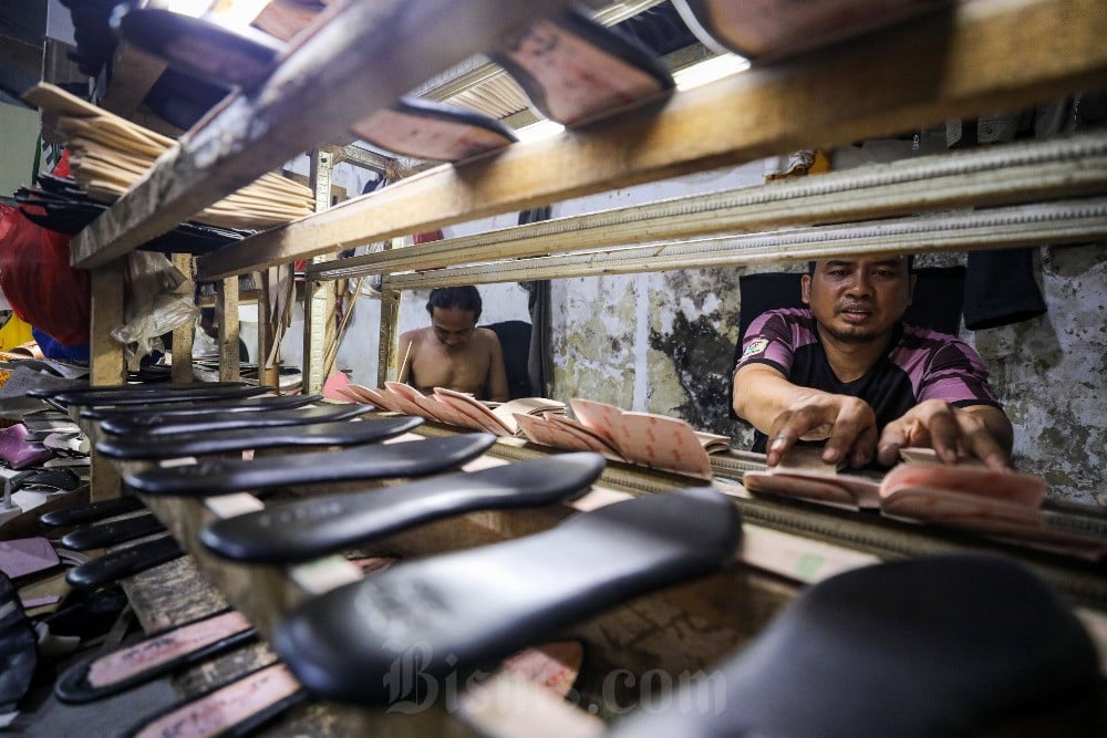Aprisindo Desak Pemerintah RI Perkuat Lobi Tarif Bea Masuk Alas Kaki di Pasar Amerika Serikat