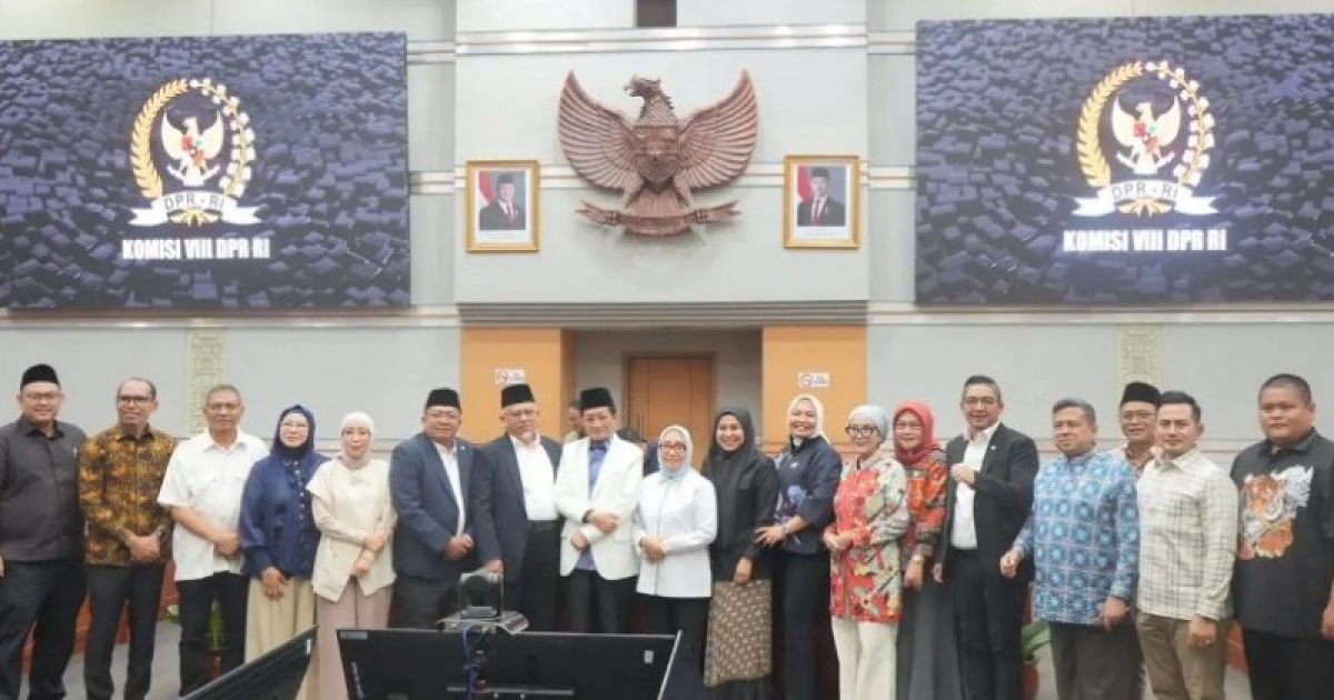Kepala BPJPH Raker dengan DPR, Pastikan Implementasi Wajib Halal Oktober 2026 Sesuai Tahapan