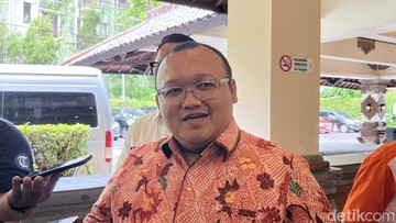 PKS Tegaskan Fungsi Oposisi Esensial dalam Demokrasi Indonesia di Tengah Spekulasi Posisi PDIP