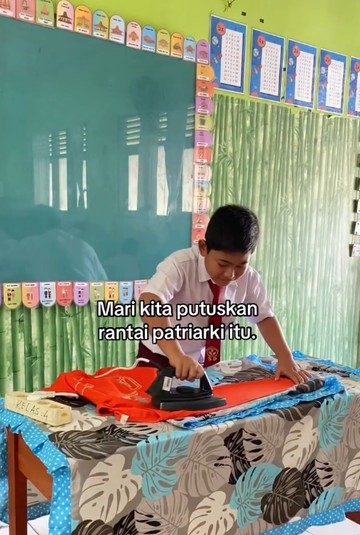 Guru SD di Bangka Viral, Ajarkan Siswa Pria Kuasai Setrika Demi Kesetaraan Keterampilan Hidup