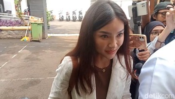 Sarwendah Perkuat Kasus Pencemaran Nama Baik, Serahkan Bukti Tambahan ke Polda Metro Jaya