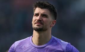 Menelisik Jejak Karier Nikola Vasilj: Kiper Andal Timnas Bosnia dan Pilar Utama FC St. Pauli