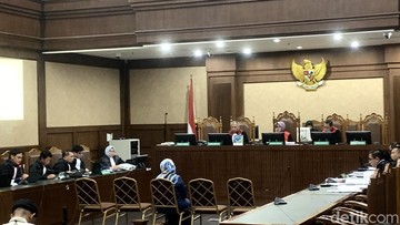 Sidang Mantan Ketua Ombudsman Terkuak: Aliran Suap Rp4,8 Miliar dan Instruksi Kontroversial Terungkap di Persidangan