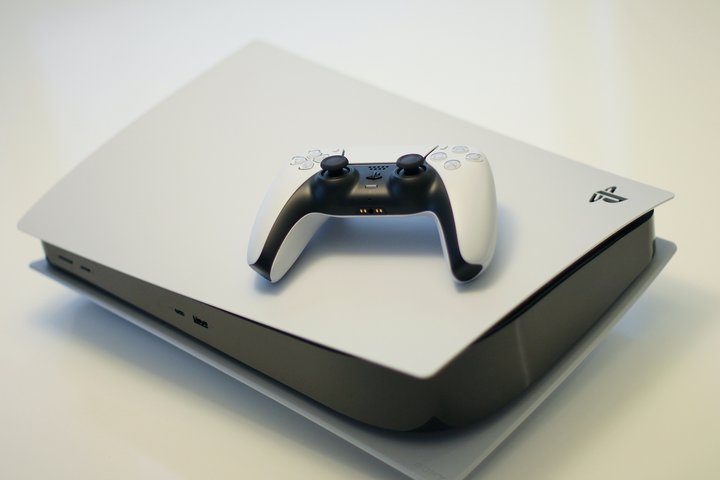 Sony Tetapkan Tenggat Waktu Final: Era Fisik PlayStation Berakhir Total di Tahun 2028