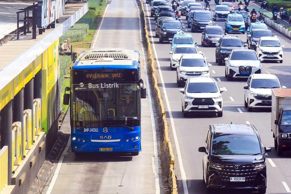 Antisipasi Dua Maraton Akbar, Transjakarta Ubah Lima Rute Bus Layanan Siang