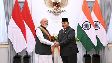 Prabowo Sematkan Bintang Adipura untuk PM Modi, Simbol Eratnya Kemitraan Strategis RI-India