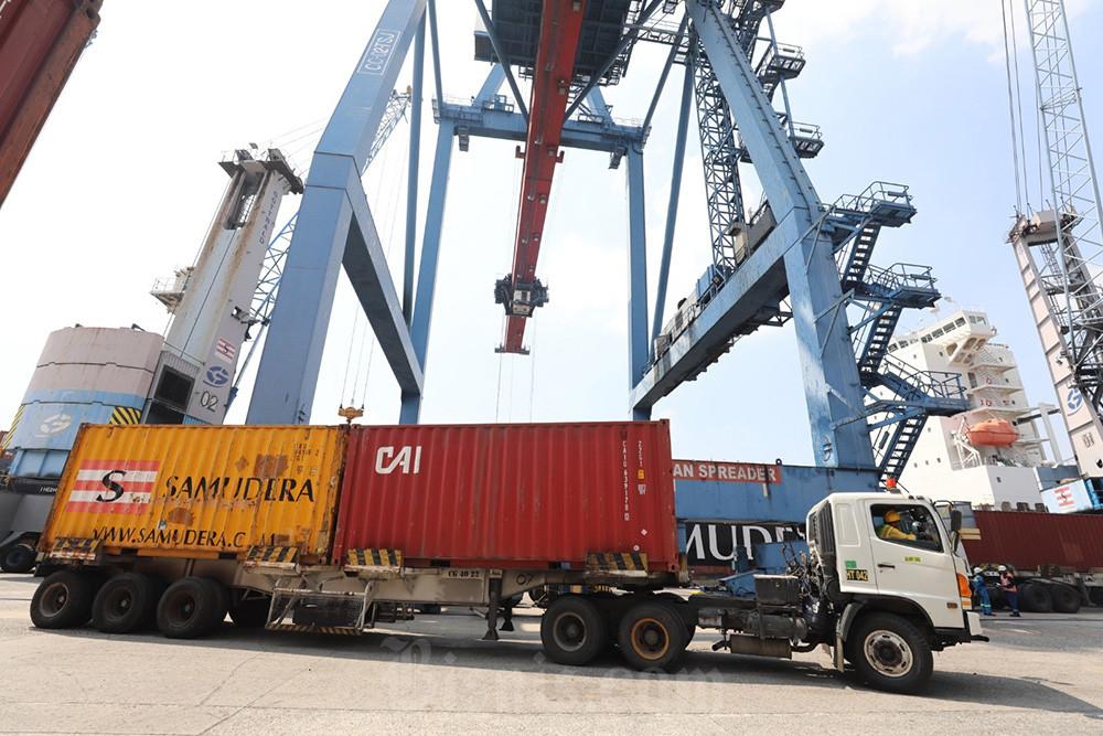 Gelombang Ketegangan Hormuz Hantam Biaya Logistik Nasional, Pelaku Usaha Tertekan