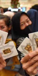 Emas Antam Anjlok Rp27.000, Investor Cermati Potensi Kenaikan Harga Emas