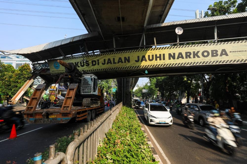 DKI Jakarta Antisipasi Dampak Robohnya JPO Tendean dengan Solusi Zebra Cross Darurat