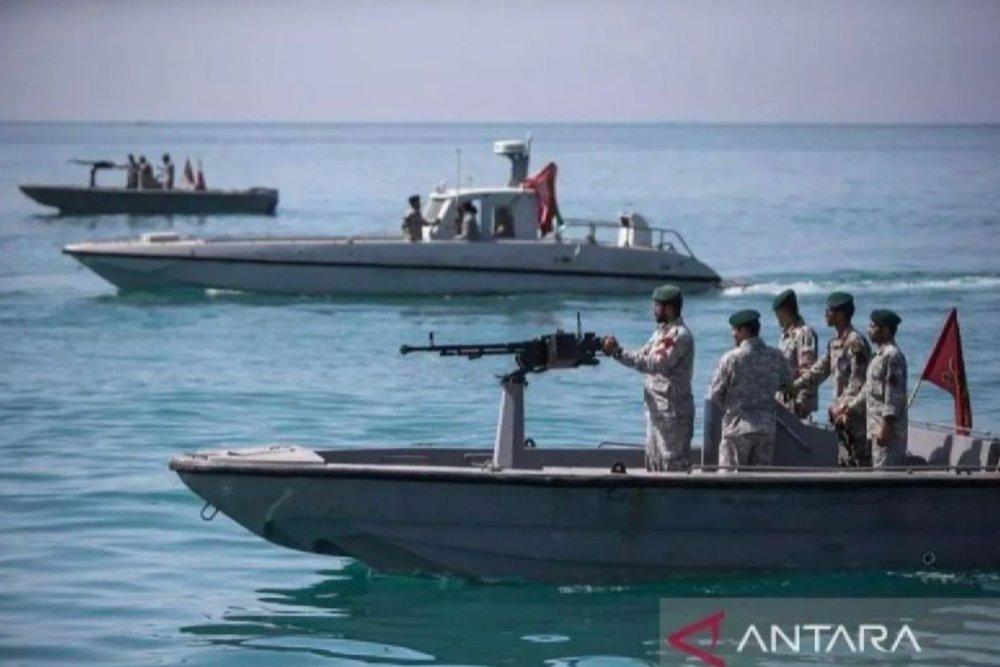 Negara Teluk Gagas Jalur Pipa Minyak Alternatif, Antisipasi Risiko Selat Hormuz