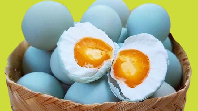 Hati-hati! Dampak Mengejutkan Konsumsi Telur Asin Berlebihan pada Kesehatan Tubuh
