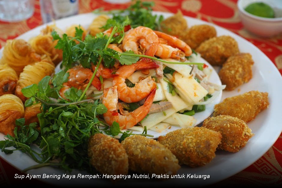 Sup Ayam Bening Kaya Rempah: Hangatnya Nutrisi, Praktis untuk Keluarga